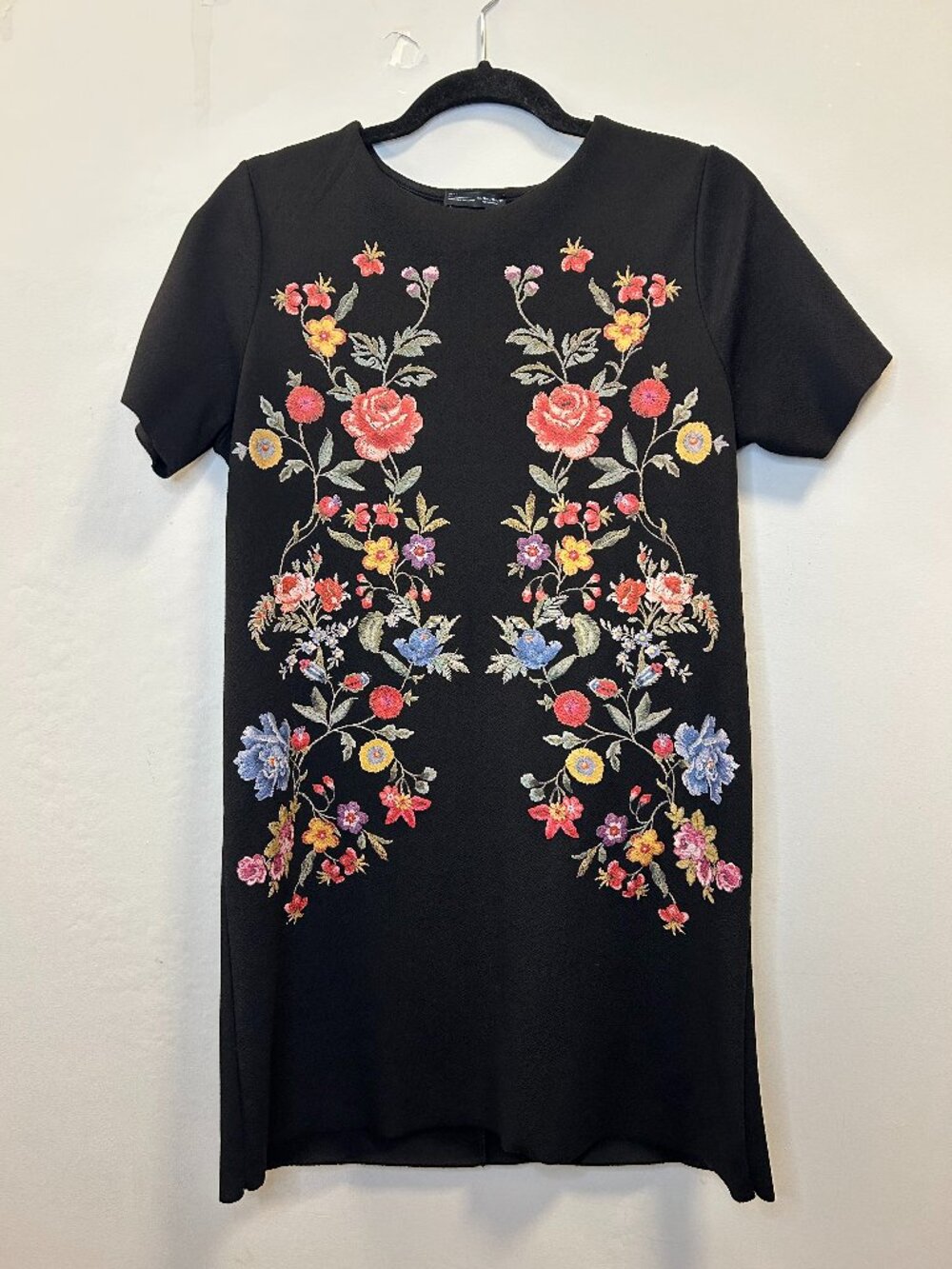 Trafaluc by Zara Black Floral T shirt Dress Size M